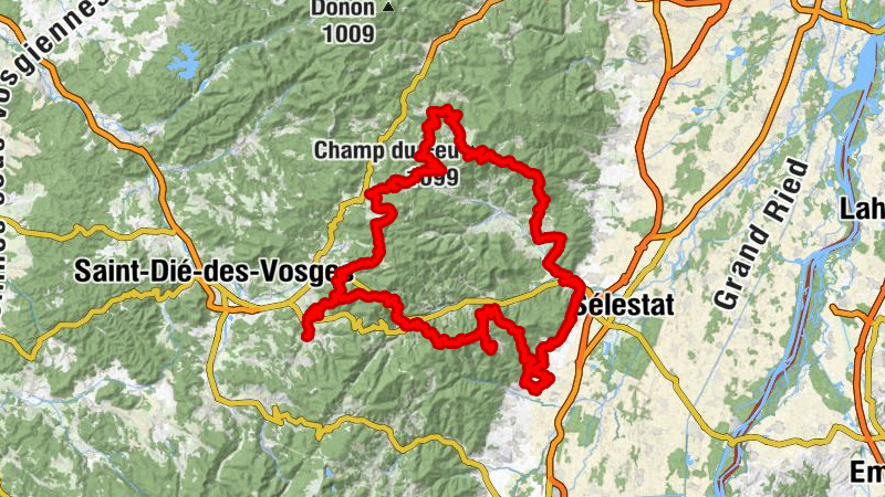 Montagnes, vignes et châteaux en Alsace et dans le Massif des Vosges