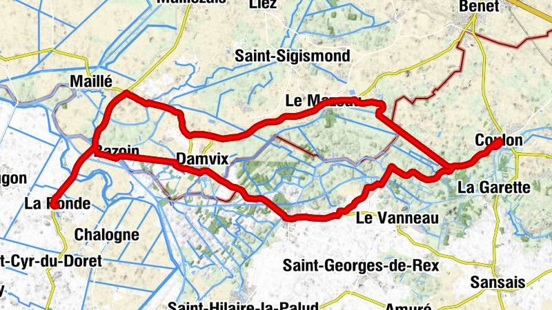 La Ronde - La Croix des Marys - Église Saint-Cyr - Église de la Sainte-Trinité