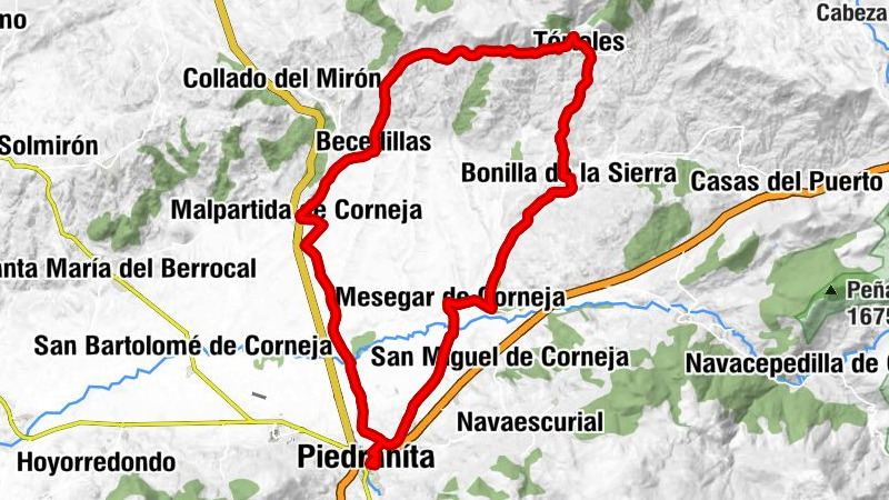 Piedrahíta - Malpartida de Corneja - Becedillas - Colegiata de San Martín de Tours